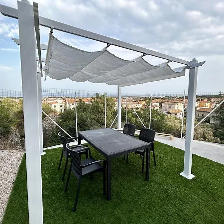 Luigi A10 Vista Mare Appartement